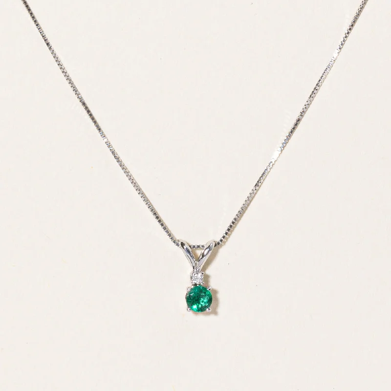 Ruby pendant necklaces-Emerald & Diamond Pendant Necklace | 0.19ct, 0.02ct | 16" |