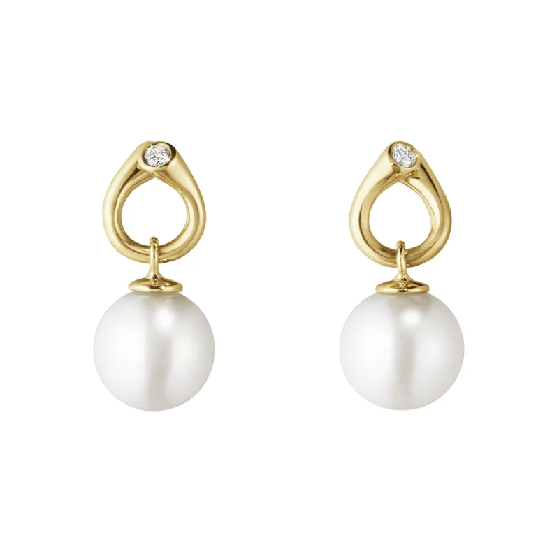 Magic 18K Gold Earrings w. Pearls