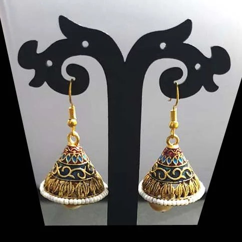 Subtle drop earrings-Kundan Earrings Fashion Jewellery