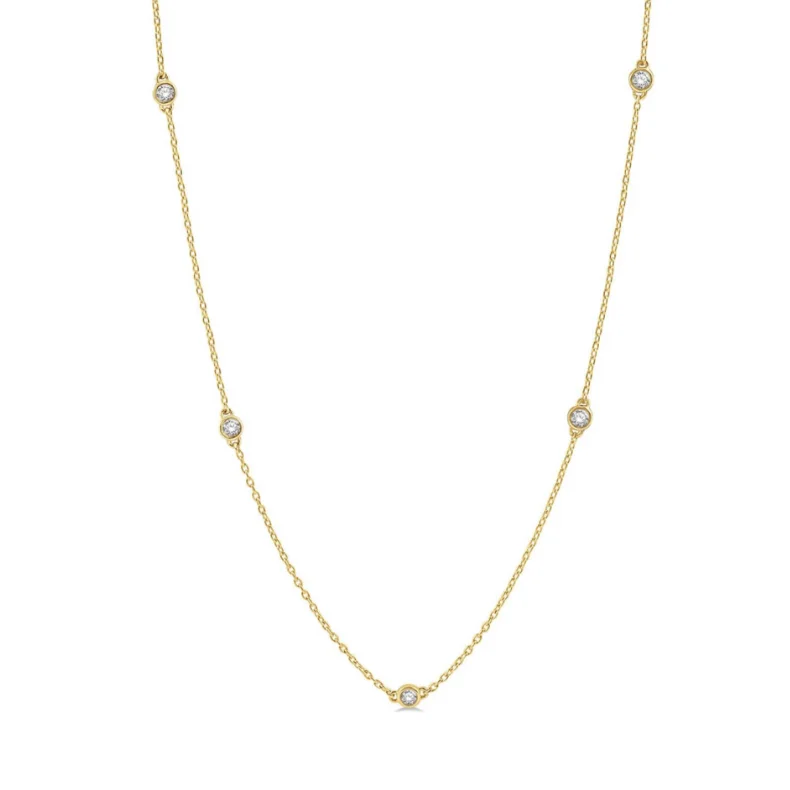 Oval pendant necklaces-3/4 Ctw Round Cut Diamond Fashion Necklace in 14K Yellow Gold