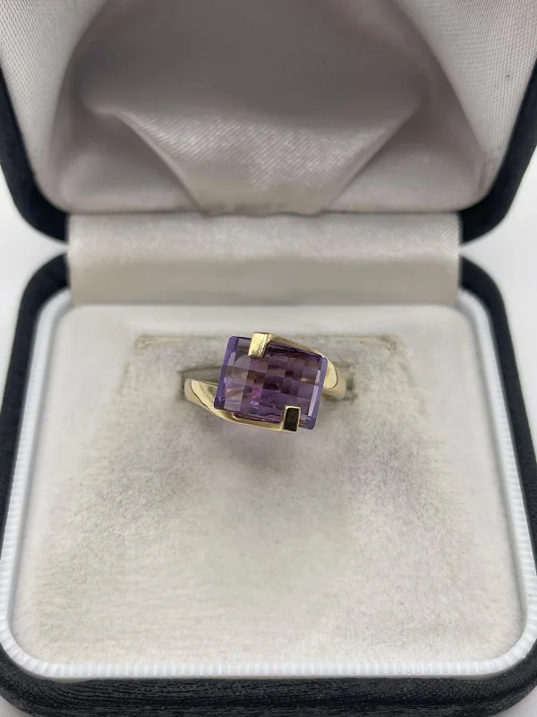 Fox design rings-9ct gold amethyst ring