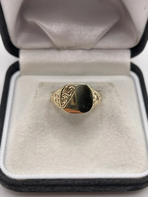 Aged bronze rings-9ct gold signet ring