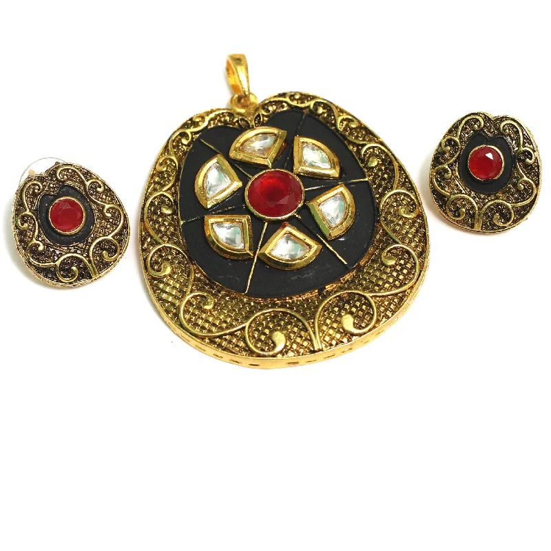 Ruby inlay rings-Kundan Pendant With Earring Set