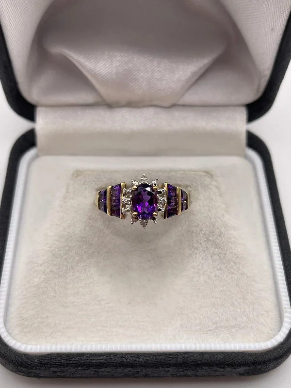 Reed style rings-9ct gold amethyst and diamond ring