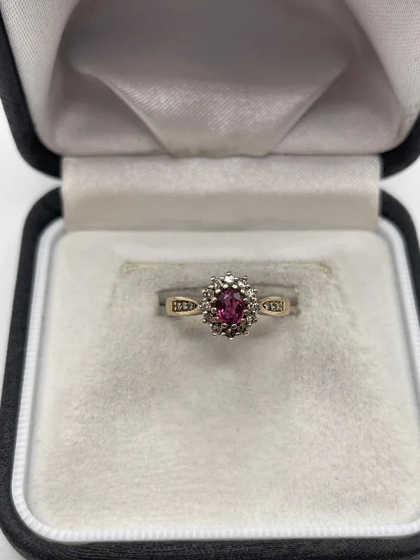 Reed style rings-9ct gold ruby and diamond ring