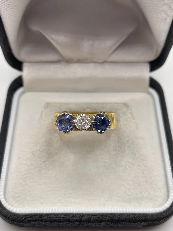 Spinel cut rings-18ct gold sapphire and diamond ring